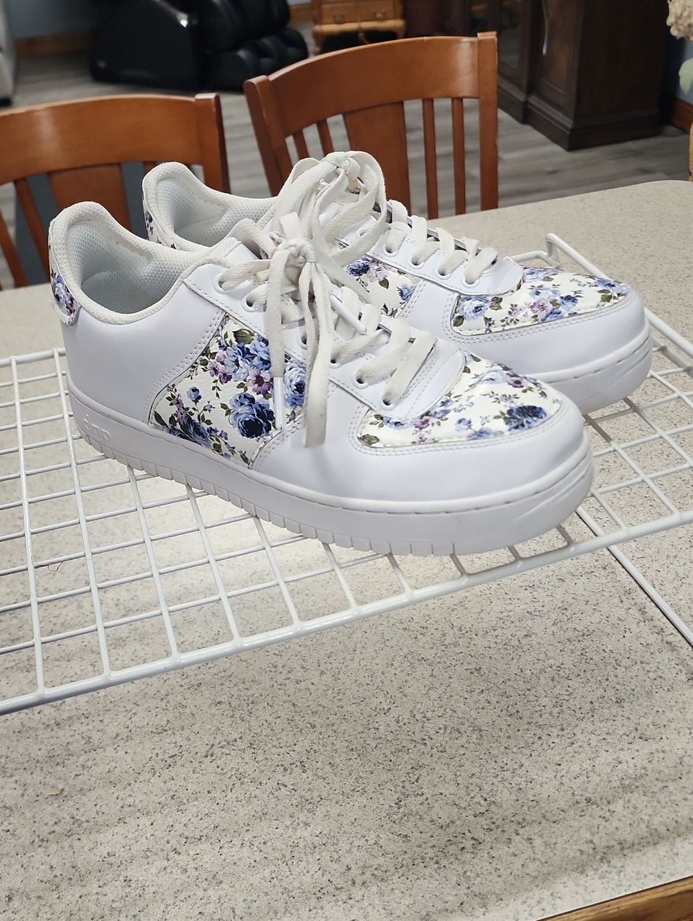 White Floral Lace-Up Women’s Sneakers with Blue Accents - Picture 3 of 6